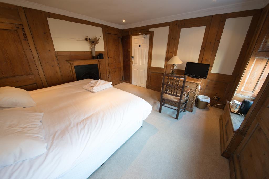 Hewitts Hotel And Restaurant Newport  Extérieur photo